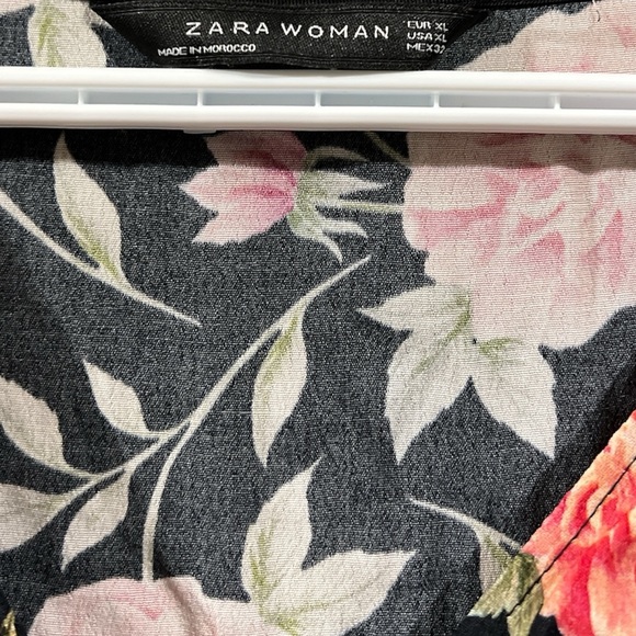 Zara Black & Pink Floral Blouse - Size Extra Large (NWOT) - Picture 4 of 5